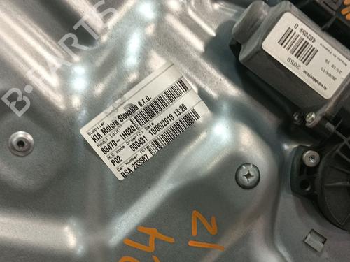 Rear left window mechanism KIA CEE'D Hatchback (ED) 1.6 CRDi 115 | BP33937127C24 - Image 2