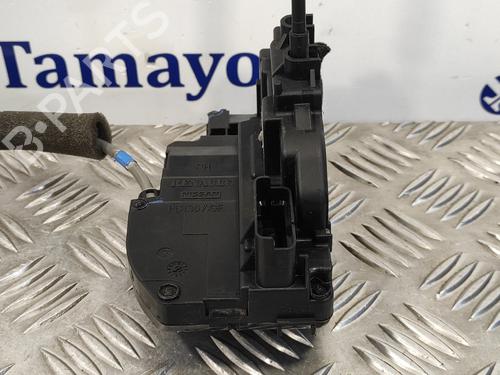 Front right lock NISSAN NV200 / EVALIA Bus  | BP13495664C97 