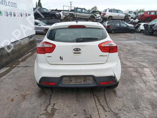 Dashboard KIA RIO III (UB) 1.4 CVVT | BP40180647C46  - Image 8