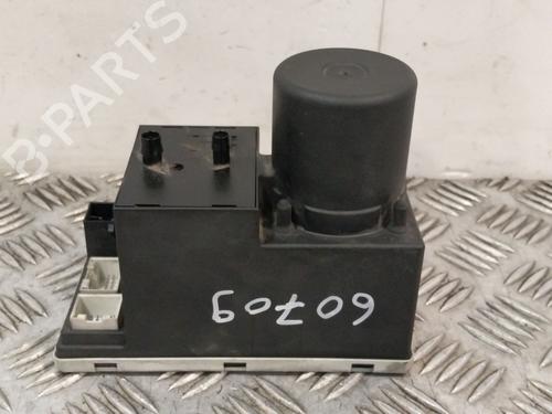 Used Central lock pump Central lock pump 37443072 37443072