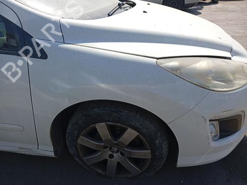 right-front-fenders-peugeot-308-sw-i-4e_-4h_-2007-2008-2009-2010-2011-2012-2013-2014-36597228 main image