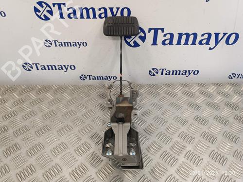 Used Break pedal SUBARU XV (_GP_) [2011-2017]  23127502
