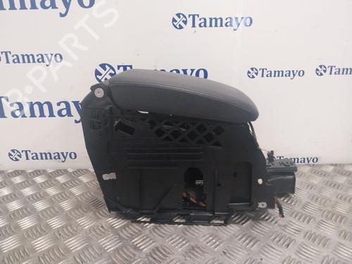 Accoudoir central VW GOLF VI (5K1) 2.0 GTi (210 hp) 30499019