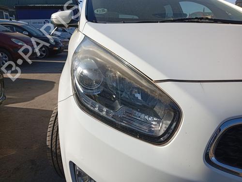 Used Right headlight Right headlight KIA CARENS IV 1.7 CRDi (116 hp) 34250991 34250991