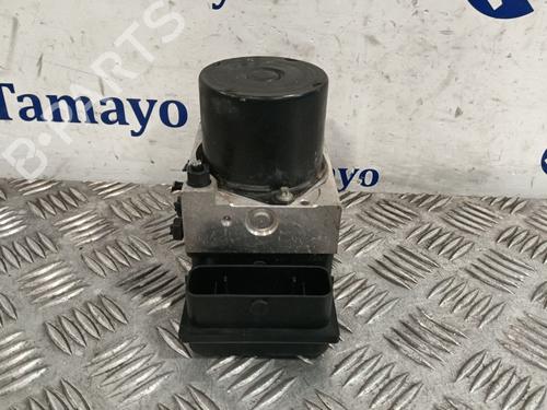 Used ABS pump VW POLO IV (9N_, 9A_) [2001-2014]  31811427