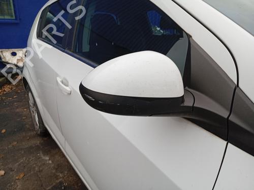 Used Right mirror CHEVROLET AVEO Hatchback (T300) 1.3 D (95 hp) 32122325
