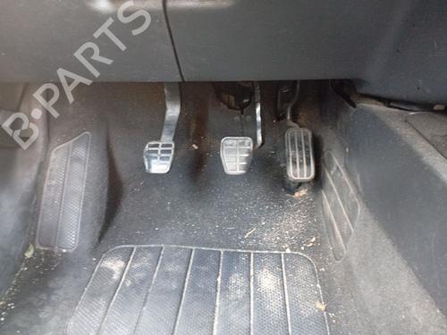Used Break pedal Break pedal 37474832 37474832