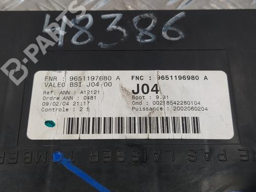 Fuse box PEUGEOT 307 (3A/C) 2.0 HDi 110 | BP11818950E1 