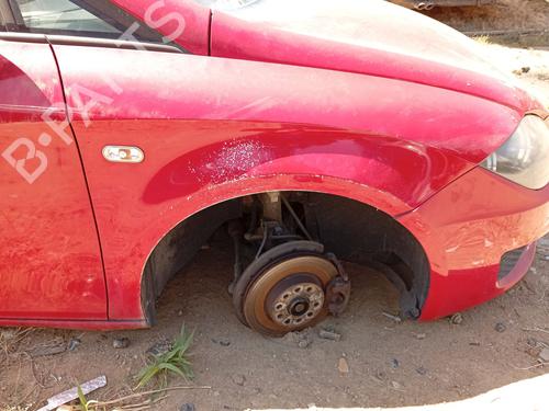 right-front-fenders-seat-leon-1p1-2005-2006-2007-2008-2009-2010-2011-2012-2013-37640880 main image
