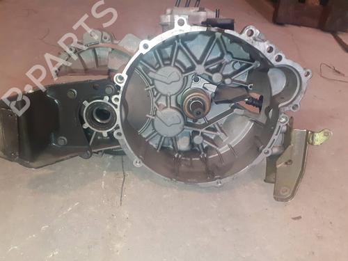 Used Gearbox VOLVO V40 Estate (645) 1.8 (122 hp) 2302302