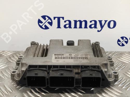 Used Engine control unit (ECU) RENAULT MEGANE II (BM0/1_, CM0/1_) [2001-2012]  13913338