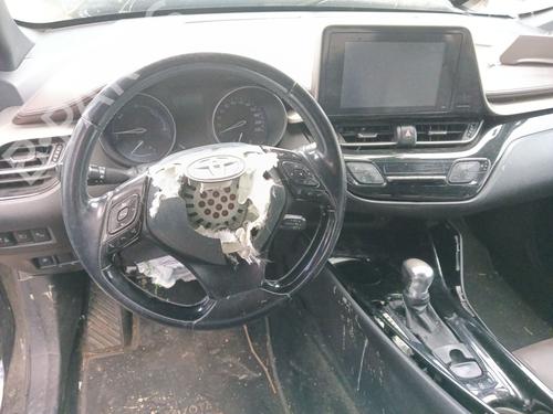 Interiør tag TOYOTA C-HR (_X1_) 1.8 Hybrid (ZYX10_, ZYX11_) | BP31926970I12 