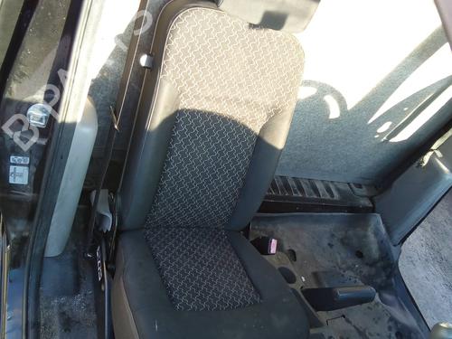 Fuse box RENAULT KANGOO / GRAND KANGOO II (KW0/1_)  | BP11813179E1 