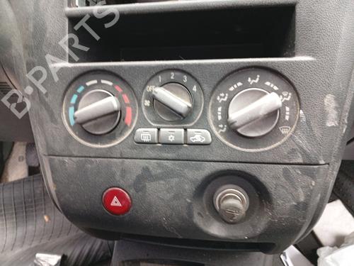 Klimabedienteil für MITSUBISHI OUTLANDER I (CU_W) 2.0 (CU2W) (136 hp) 32406667