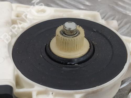 Right front window motor BMW X3 (E83)  | BP12206824E20 