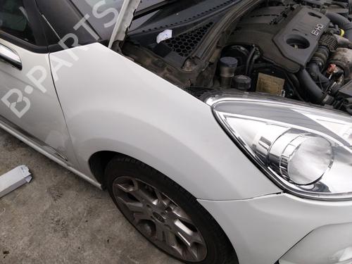 right-front-fenders-citroen-ds3-sa_-2009-2010-2011-2012-2013-2014-2015-2016-39815234 main image