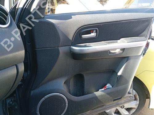 Garniture avant droite Garniture avant droite SUZUKI GRAND VITARA II (JT, TE, TD) 1.9 DDiS All-wheel Drive (JT419, TD44, JB419WD, JB419XD,... (129 hp) 36410343 36410343