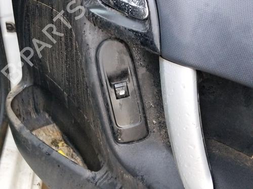 Used Right front window switch Right front window switch CITROËN C3 II (SC_) 1.4 HDi 70 (SC8HZC, SC8HR0, SC8HP4) (68 hp) 39881022 39881022