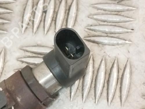 Injector SEAT LEON (1P1) 1.6 TDI | BP37080591M100 - Image 2