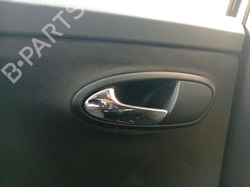 Venstre bagtil invendig håndtag Venstre bagtil invendig håndtag SEAT LEON (1P1) 1.9 TDI (105 hp) 37538267 37538267