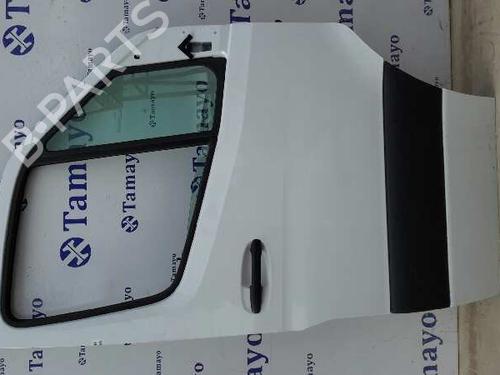 Used Right front door Right front door MERCEDES-BENZ SPRINTER 4-t Van (B907, B910) 411 CDI RWD (907.643, 907.645) (114 hp) 40089531 40089531