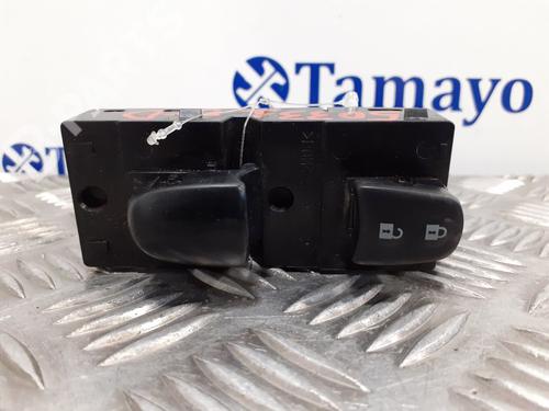 Right front window switch NISSAN JUKE (F15) 1.5 dCi | BP6515939I26 