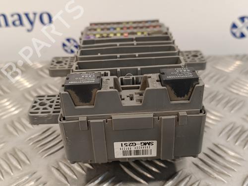 Fuse box HONDA CIVIC VIII Hatchback (FN, FK) 2.2 CTDi (FK3) | BP17069813E1