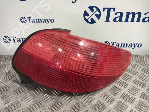 Used Right taillight PEUGEOT 206 CC (2D) 1.6 16V (2DNFUF, 2DNFUR) (109 hp) 30316584