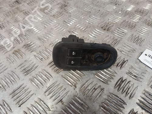 Used Left front window switch Left front window switch RENAULT MASTER III Bus (JV) 2.3 dCi 125 FWD (JV0C, JV0D, JV0H, JV0G, JV0J) (125 hp) 39667010 39667010