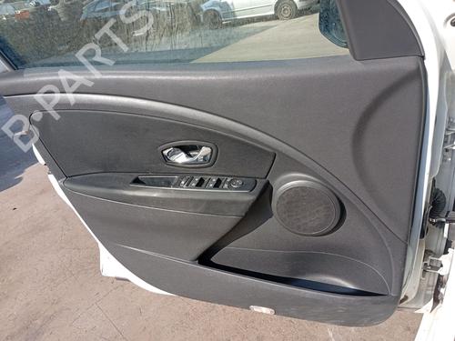 Used Front left panel Front left panel 38085581 38085581