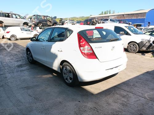 Left headlight HYUNDAI i30 (FD) 1.4 | BP29608536C28 