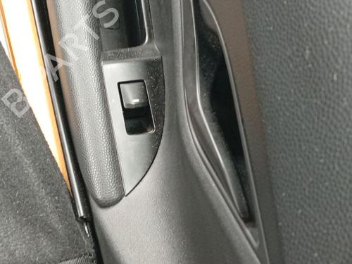 left-rear-window-switch-hyundai-ix20-jc-2010-2011-2012-2013-2014-2015-2016-2017-2018-2019-36461221 main image