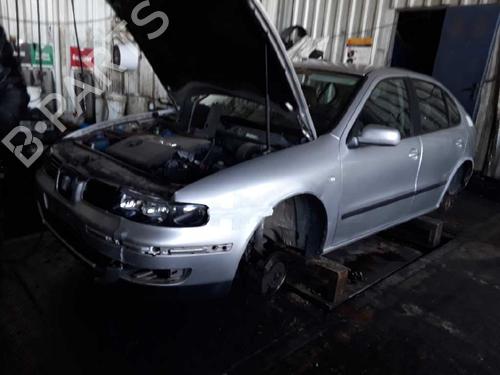 Left front driveshaft SEAT LEON (1M1) 1.6 16 V | BP24594337M38 