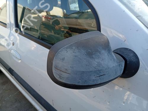 Retrovisor derecho Retrovisor derecho 38069783 38069783