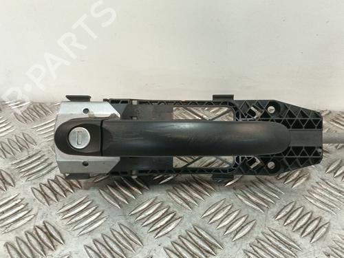 Used Front left exterior door handle Front left exterior door handle 39431719 39431719