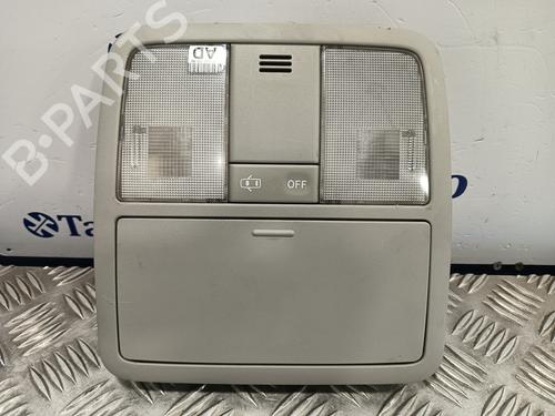 Interior roof light TOYOTA AURIS (_E18_) 1.4 D-4D (NDE180_, NDE180R) | BP23145928I8 