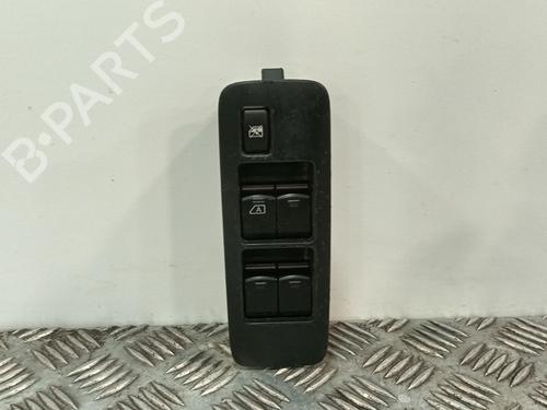 Used Left front window switch NISSAN QASHQAI I (J10, NJ10) 2.0 dCi (150 hp) 33183074
