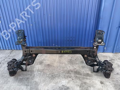 Used Rear axle VW GOLF VII (5G1, BQ1, BE1, BE2) [2012-2021]  27900116