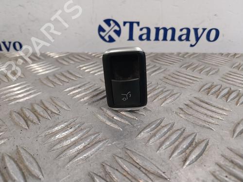 Used Switch MERCEDES-BENZ GLA-CLASS (X156) [2013-2022]  27282904