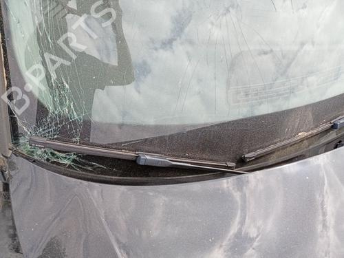 front-windshield-wiper-arm-audi-a3-sportback-8va-8vf-2012-2013-2014-2015-2016-2017-2018-2019-2020-2021-34477188 main image