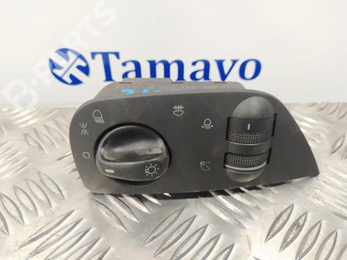 Used Headlight switch SEAT IBIZA II (6K1) 1.4 i (60 hp) 8382318