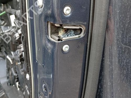 Højre fortil lås MERCEDES-BENZ C-CLASS (W205) C 220 BlueTEC / d (205.002, 205.004) (170 hp) 32848867