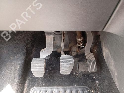 Pedal Pedal PEUGEOT 208 I (CA_, CC_) 1.2 VTI 82 (82 hp) 36801196 36801196