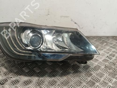right-headlight-skoda-superb-ii-estate-3t5-2009-2010-2011-2012-2013-2014-2015-37604073 main image