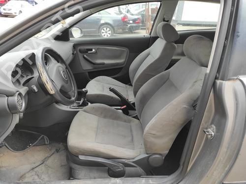 Right front fog light SEAT IBIZA III (6L1) 1.4 16V | BP18101802C31 