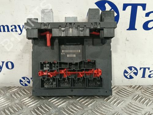 Fuse box VW GOLF V (1K1) 2.0 TDI | BP40088683E1 - Image 4