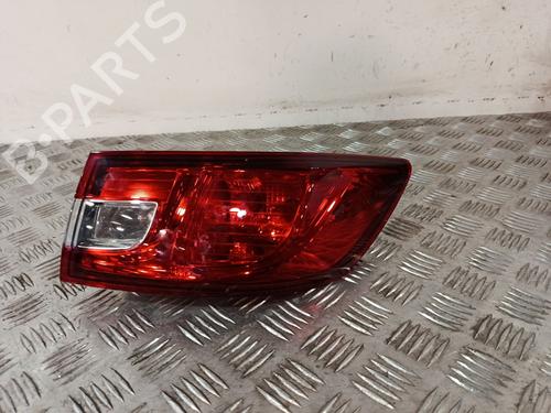 right-taillight-renault-clio-iv-bh_-2012-2013-2014-2015-2016-2017-2018-2019-2020-2021-40265935 main image
