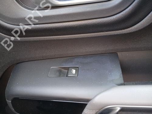 Used Right front window switch Right front window switch 37418245 37418245