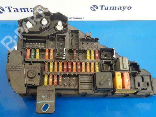 Used Fuse box BMW 5 (E60) [2001-2010]  6816116