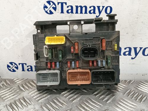 Used Fuse box PEUGEOT 307 (3A/C) 1.6 HDi (90 hp) 29743584